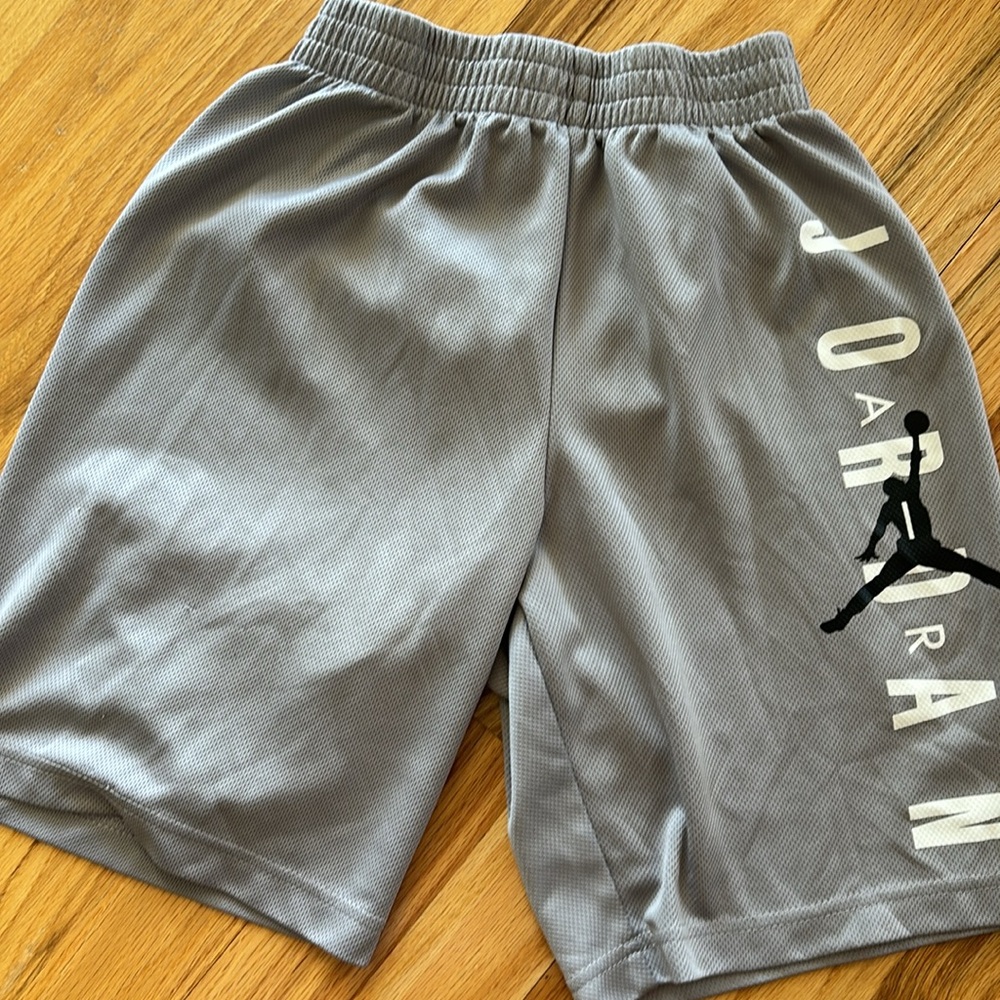 Boys Athletic Shorts - Picture 6 of 9